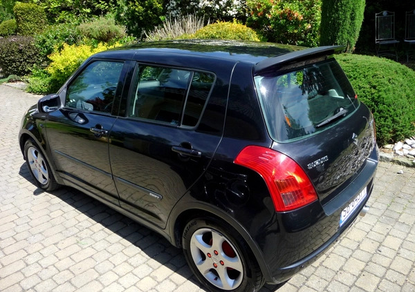 Suzuki Swift cena 13900 przebieg: 211000, rok produkcji 2005 z Jelcz-Laskowice małe 407